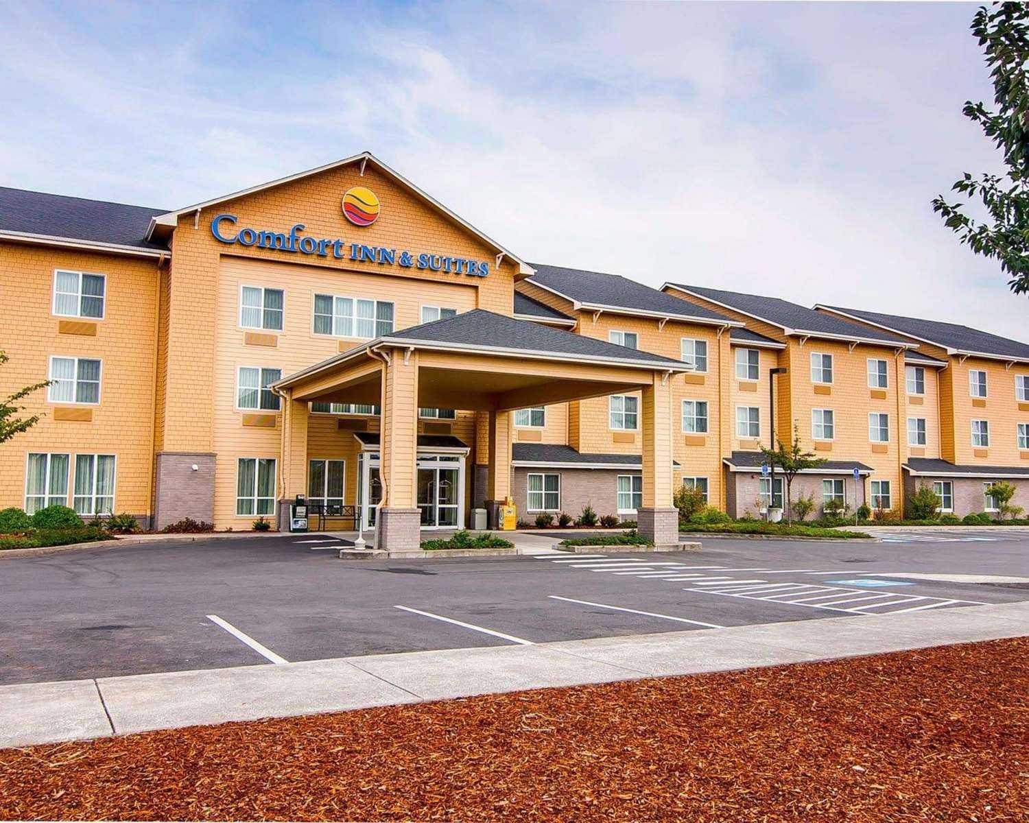 Comfort Inn and Suites Creswell in Creswell, OR
