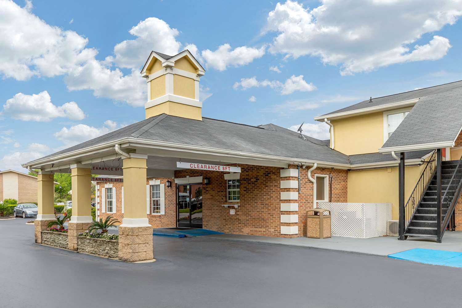 Quality Inn and Suites в Lexington, SC