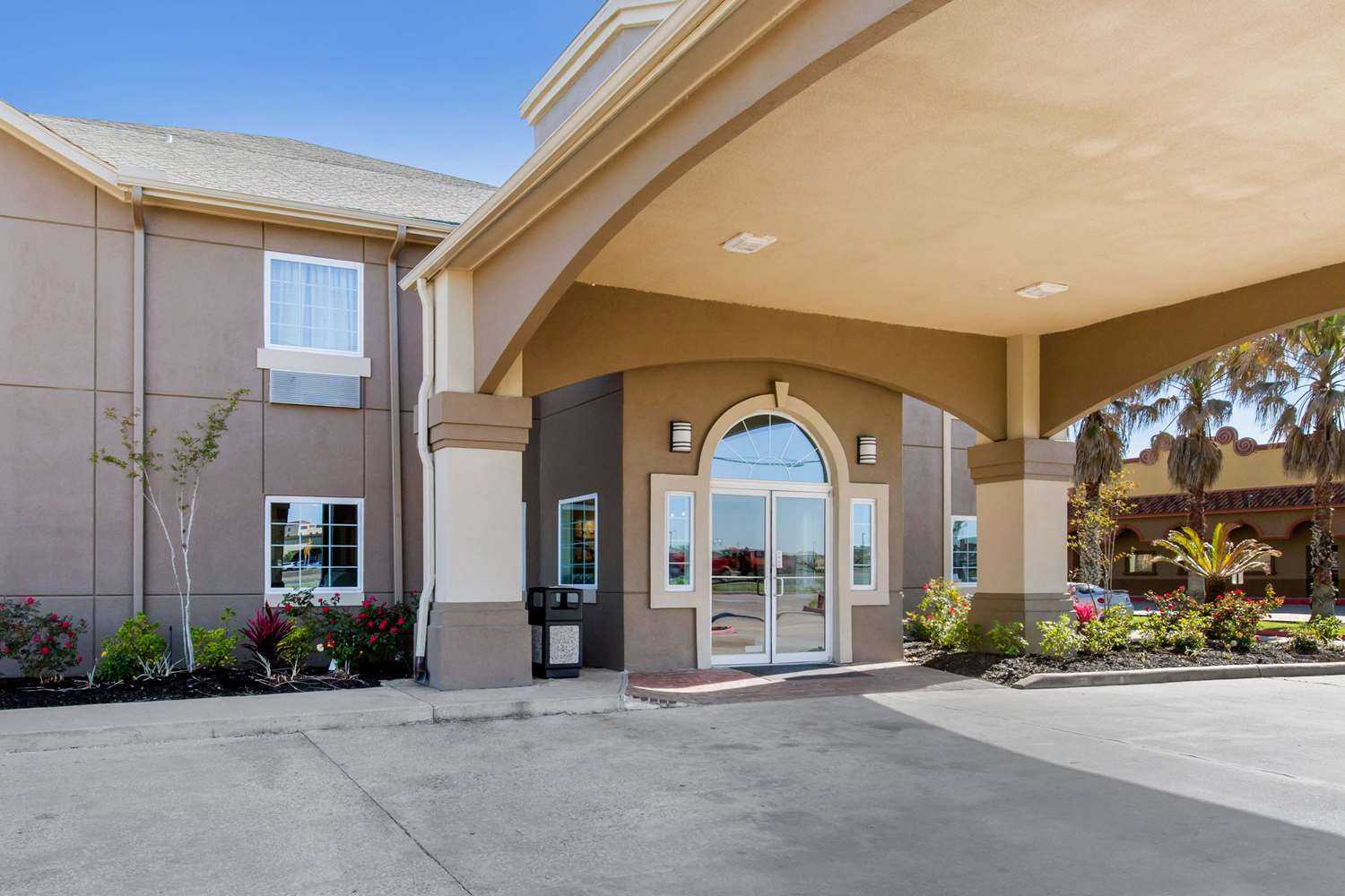 Quality Inn and Suites Port Arthur - Nederland em Port Arthur, TX
