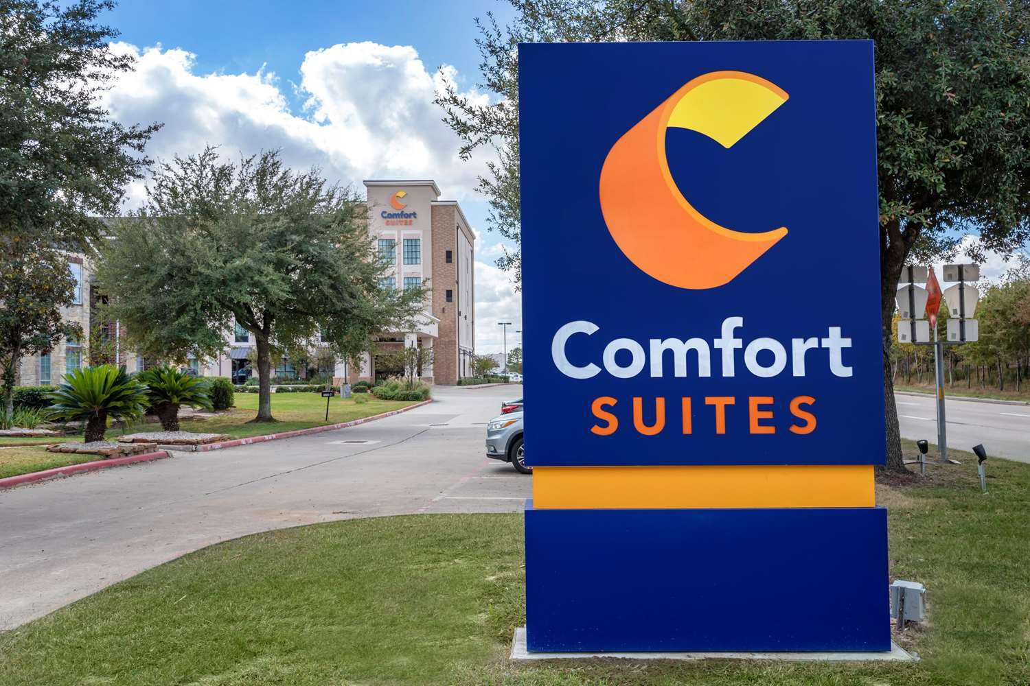 Comfort Suites Near Sam Houston Race Park in Houston, TX