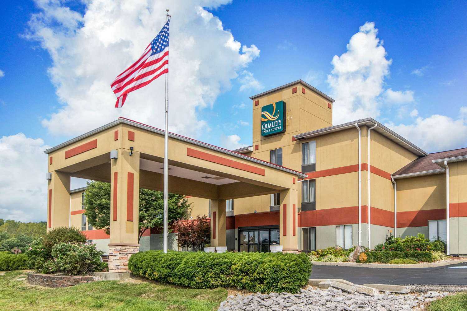 Quality Inn and Suites a Lawrenceburg, IN