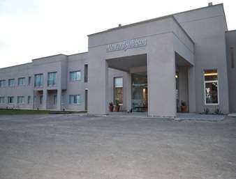 San Francisco, AR 的 Howard Johnson by Wyndham San Francisco Resort & Conv Center