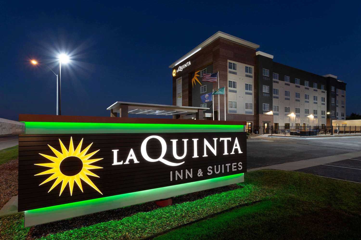La Quinta Inn & Suites by Wyndham Wichita Airport a Wichita, KS
