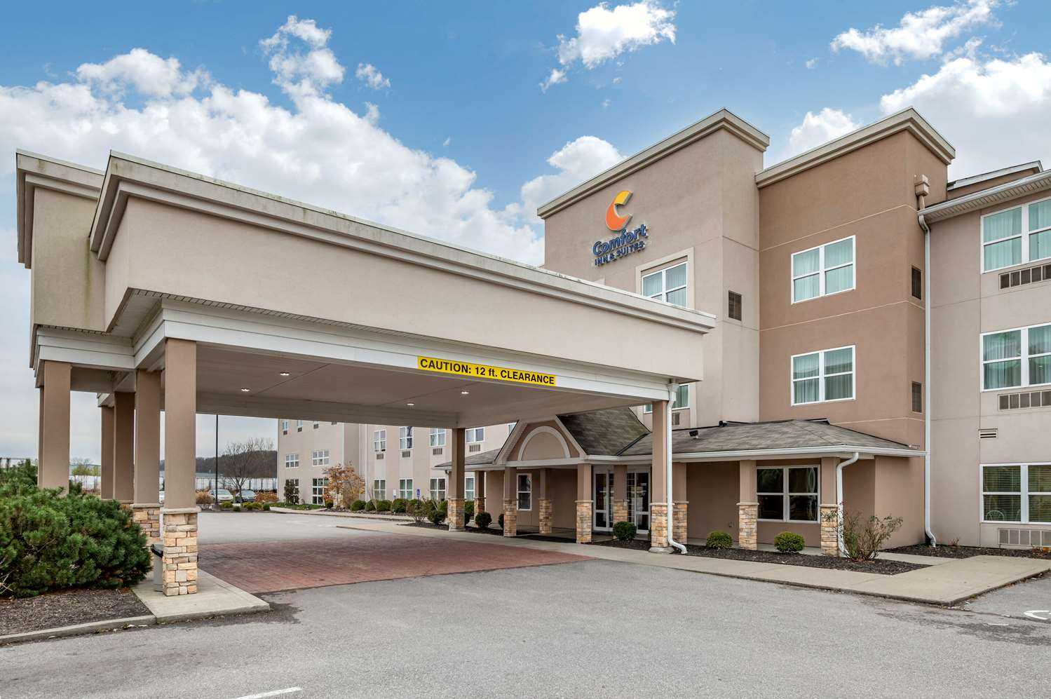 Comfort Inn and Suites Northern Kentucky, Wilder, KY