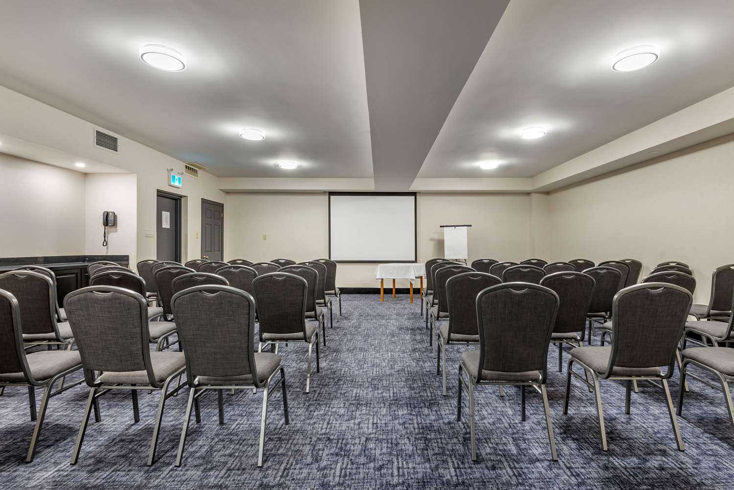 Quality Inn and Suites Oakville a Oakville, ON