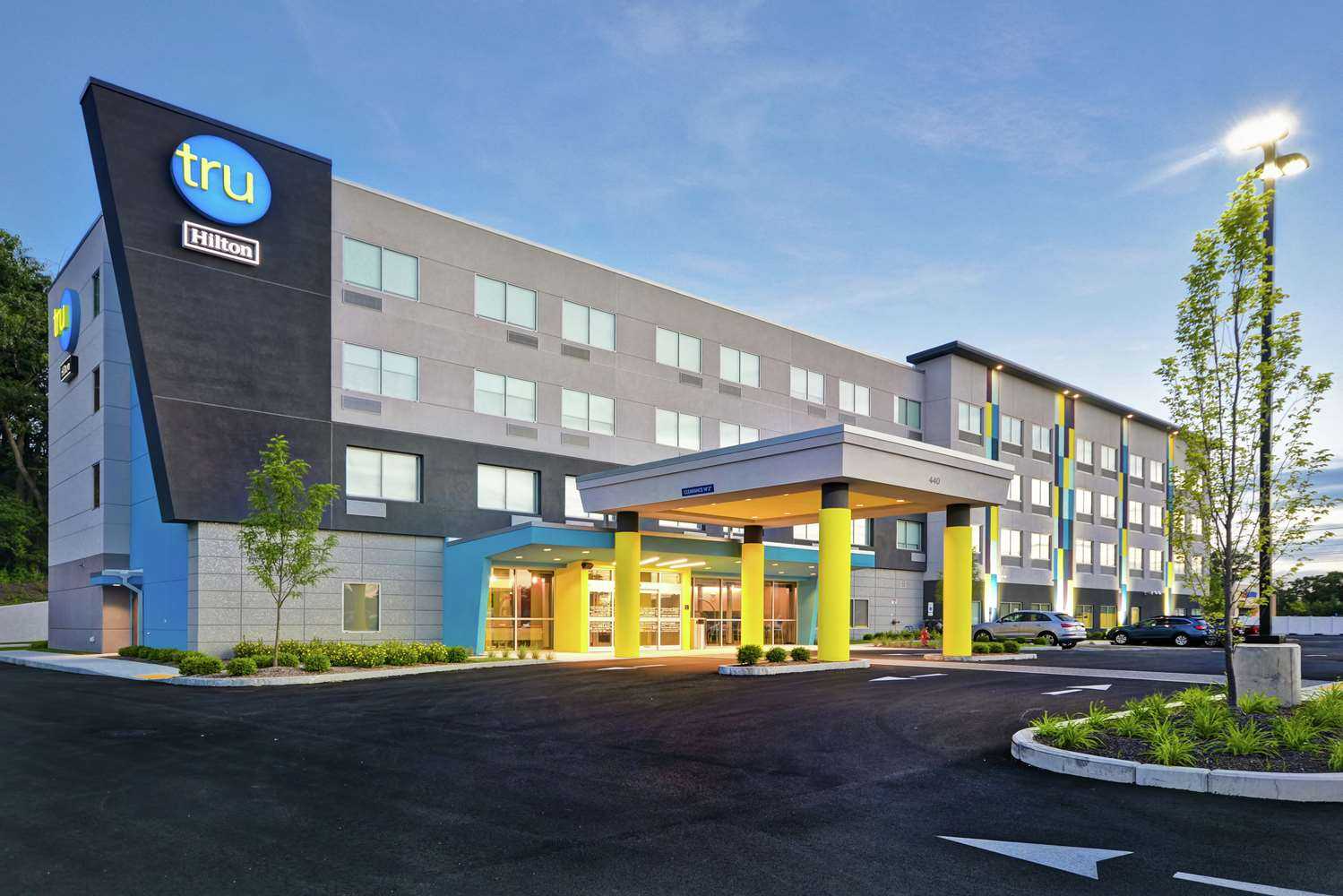 Tru by Hilton Chicopee Springfield, Chicopee, MA