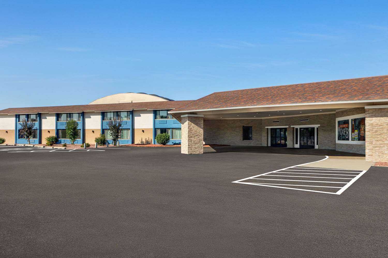 AmericInn by Wyndham La Crosse Riverfront Conference Center a La Crosse, WI