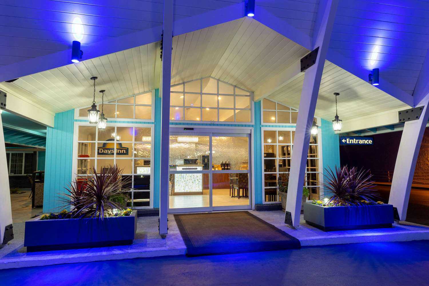 Days Inn by Wyndham Roseburg, Roseburg, OR