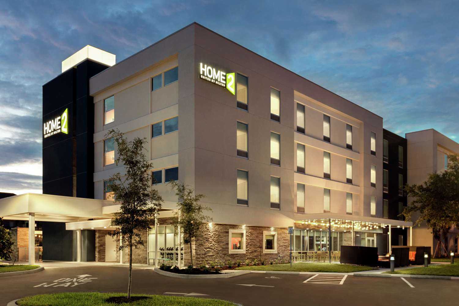 Home2 Suites by Hilton Sarasota Bradenton Airport в Sarasota, FL