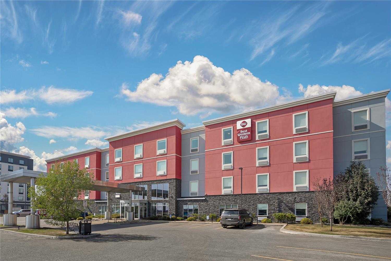 Best Western Plus Saskatoon Airport Inn and Suites in Saskatoon, SK