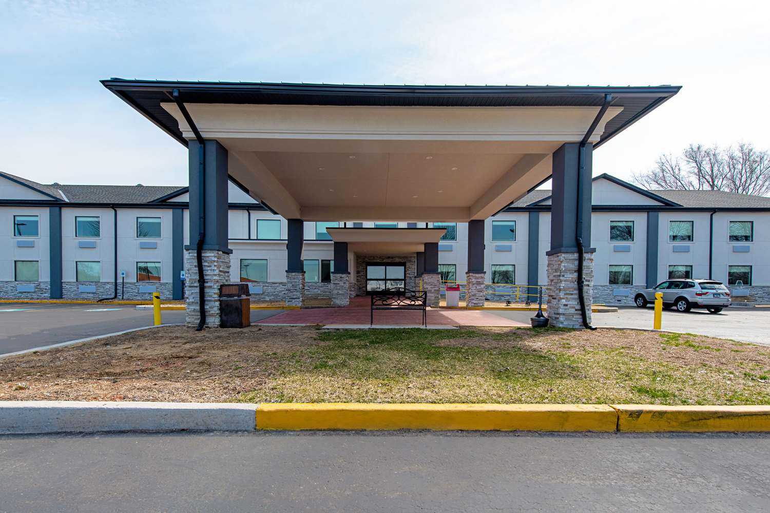 Quality Inn, Mishawaka, IN