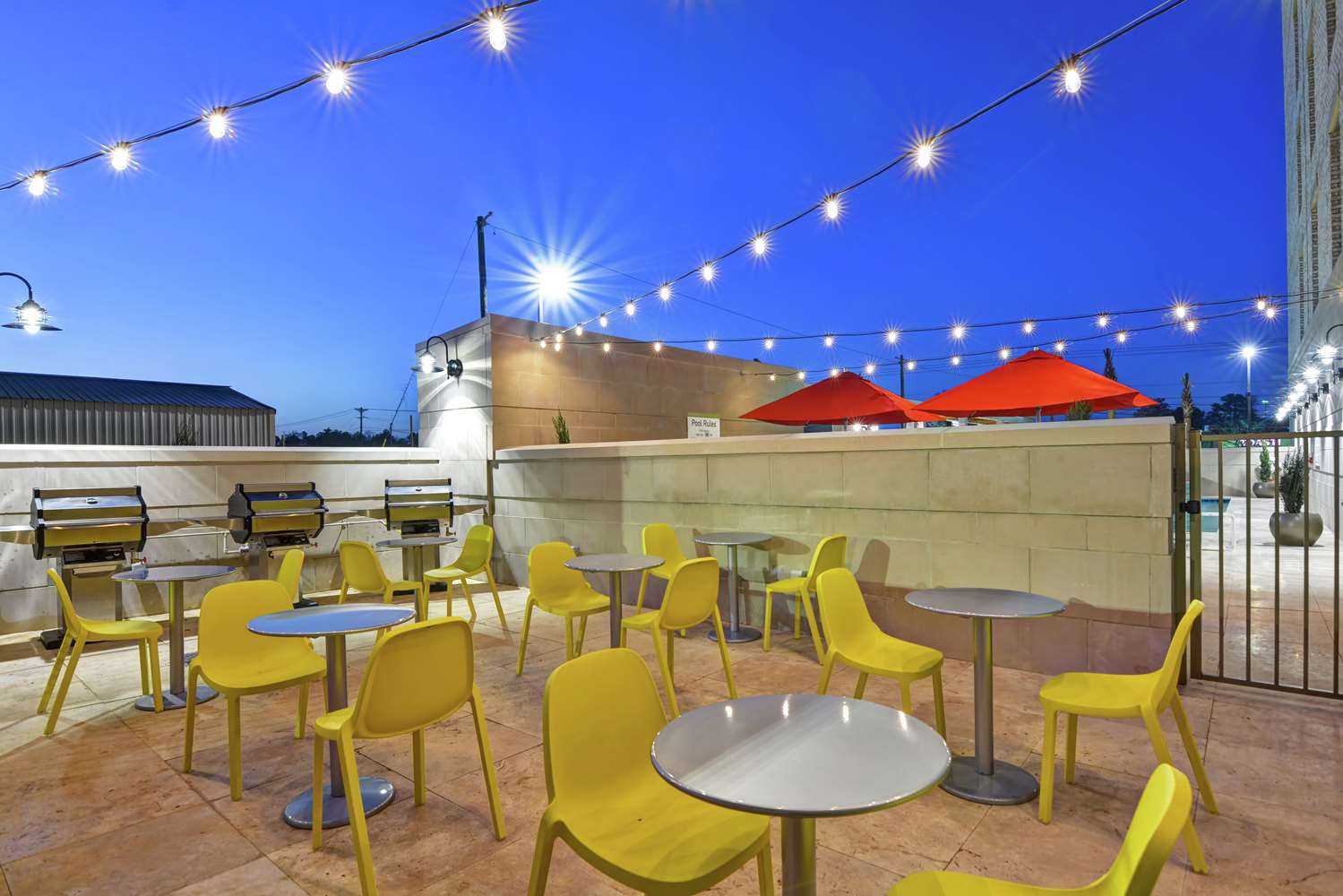 Home2 Suites Charleston West Ashley в Charleston, SC