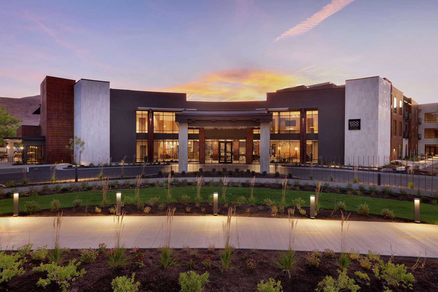 Hoodoo Moab, Curio Collection by Hilton a Moab, UT