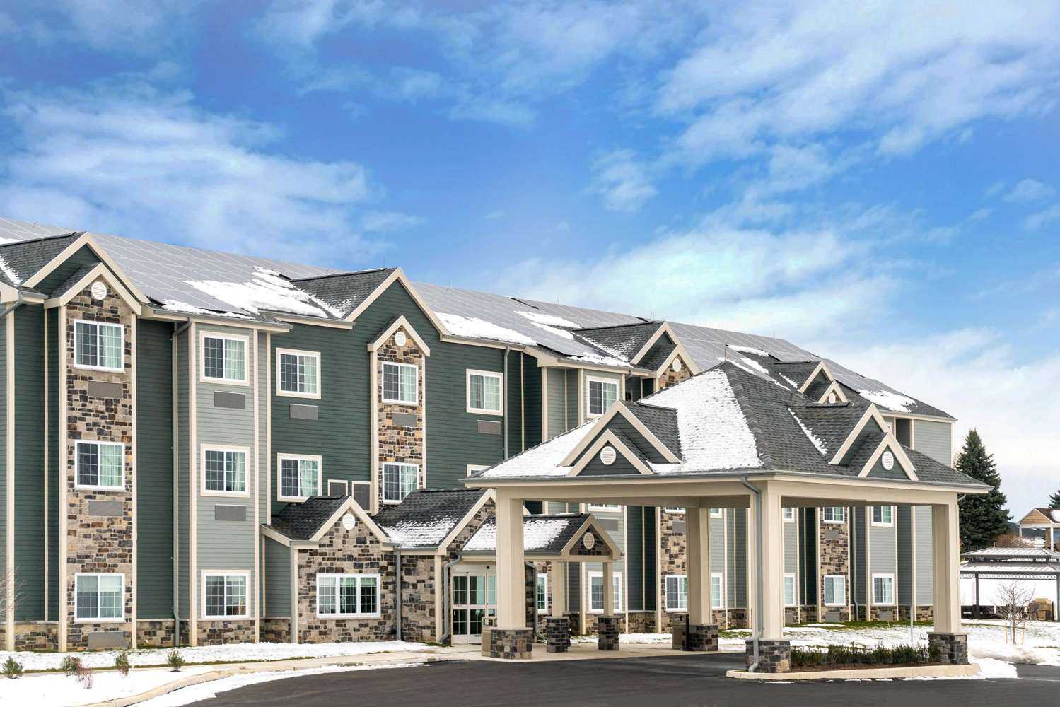 Microtel Inn & Suites by Wyndham Carlisle, Carlisle, PA