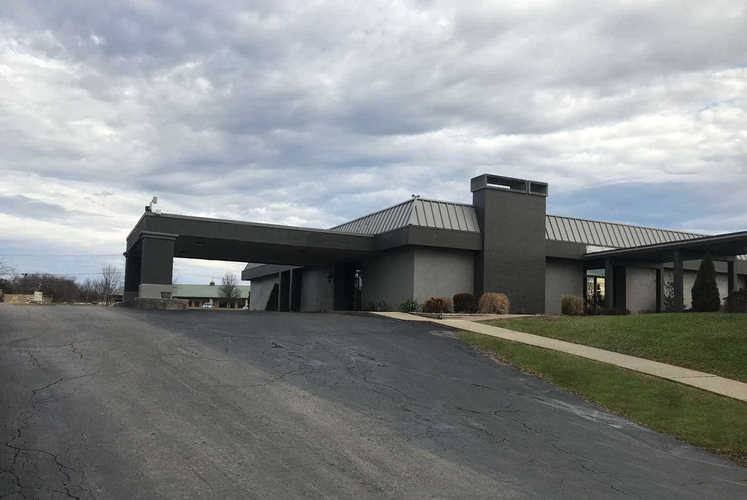 Days Inn by Wyndham Maysville Kentucky в Maysville, KY