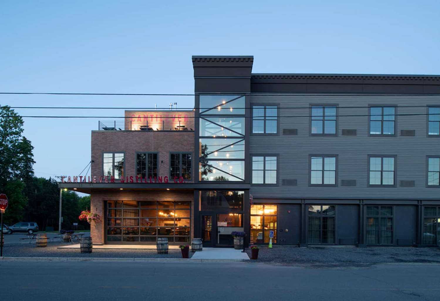 Cantilever Hotel, Trademark Collection by Wyndham in Rainer, MN