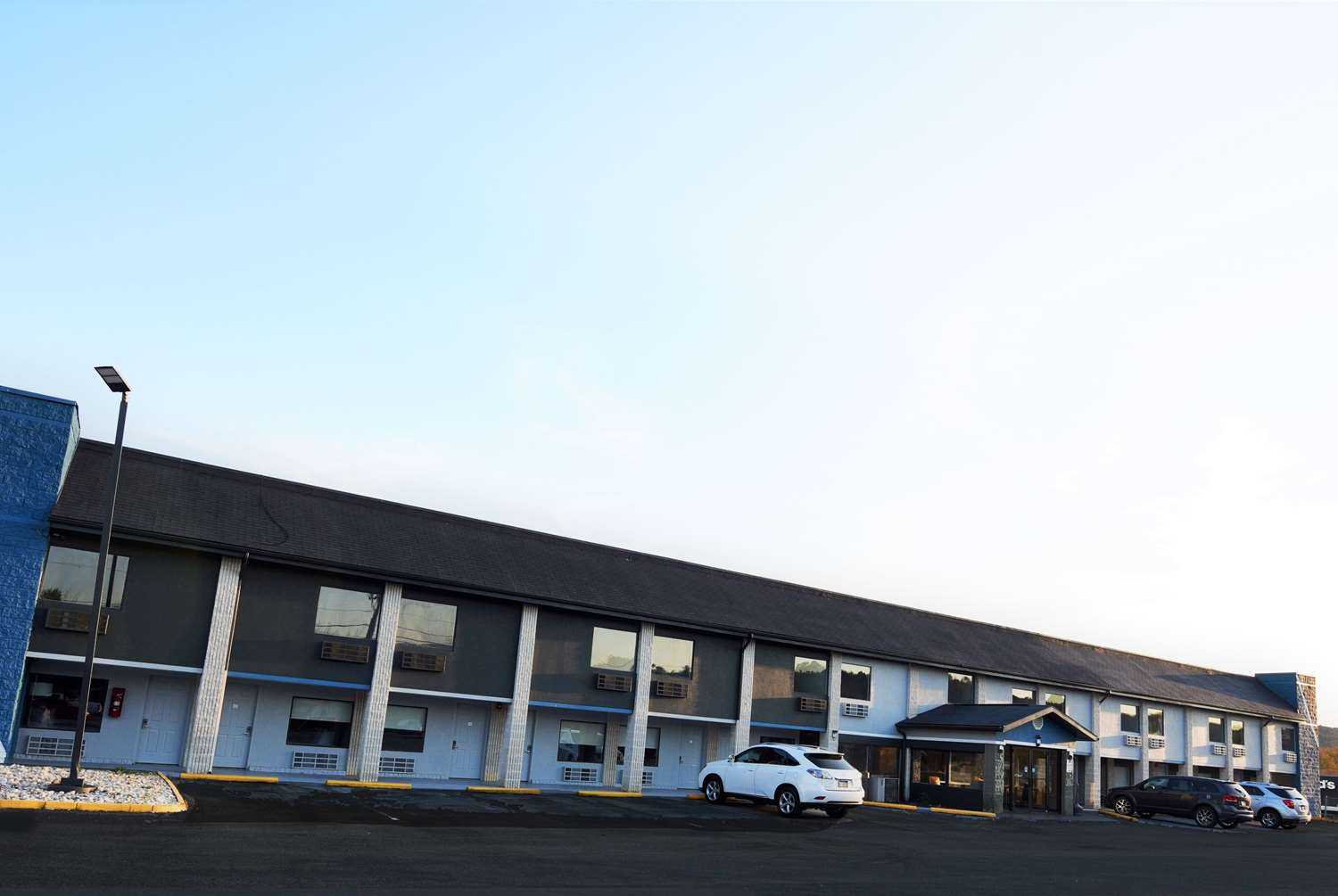 Baymont by Wyndham Pine Grove в Pine Grove, PA