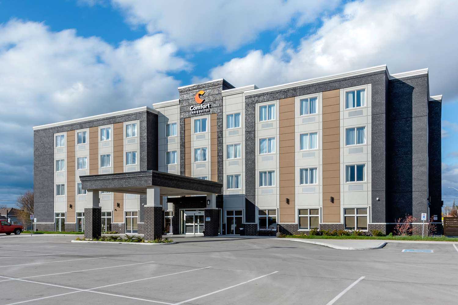 Comfort Inn and Suites in Goderich, ON