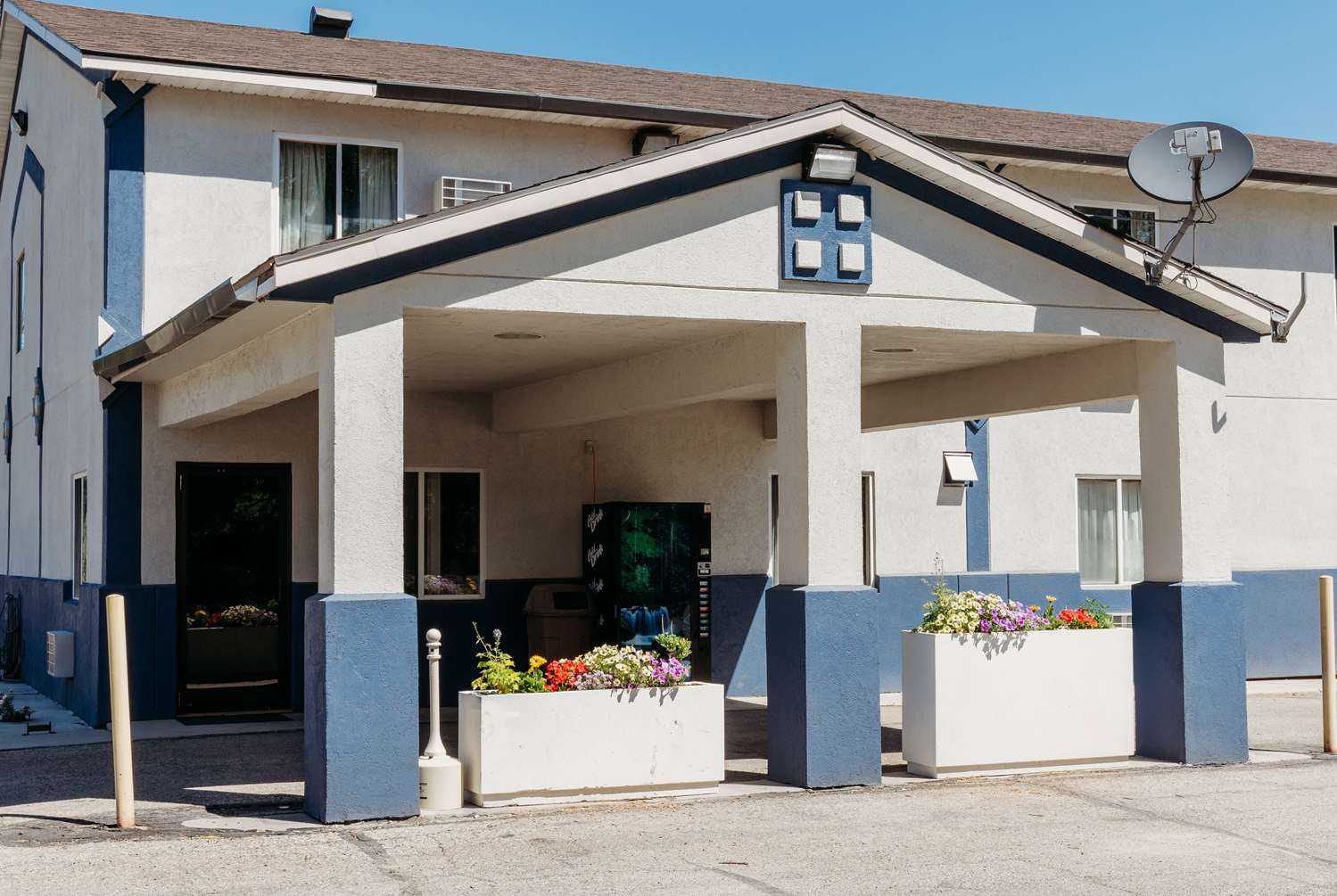 Travelodge by Wyndham Worland in Worland, WY