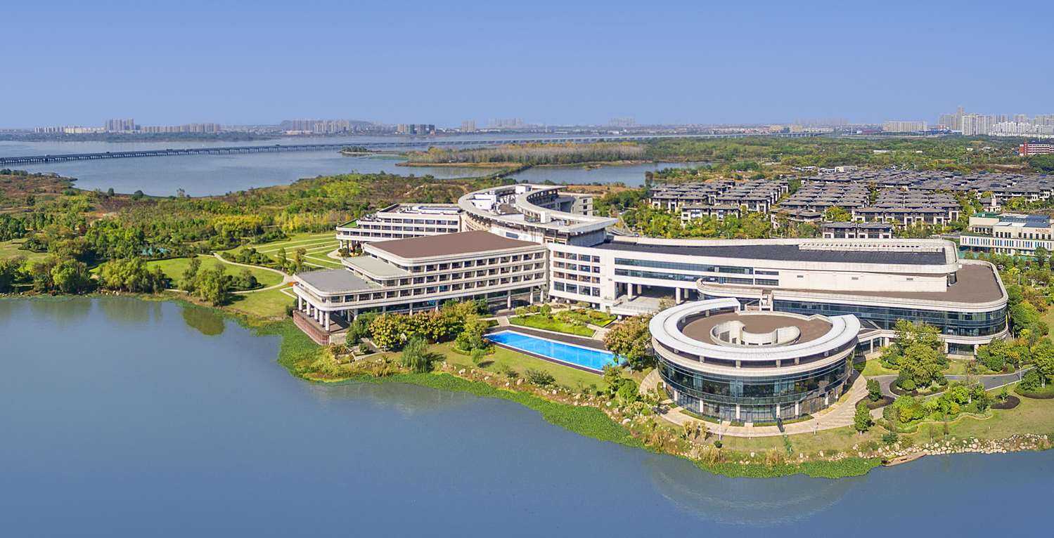 Radisson Blu Hotel Wuhan ETD Zone in Wuhan, CN