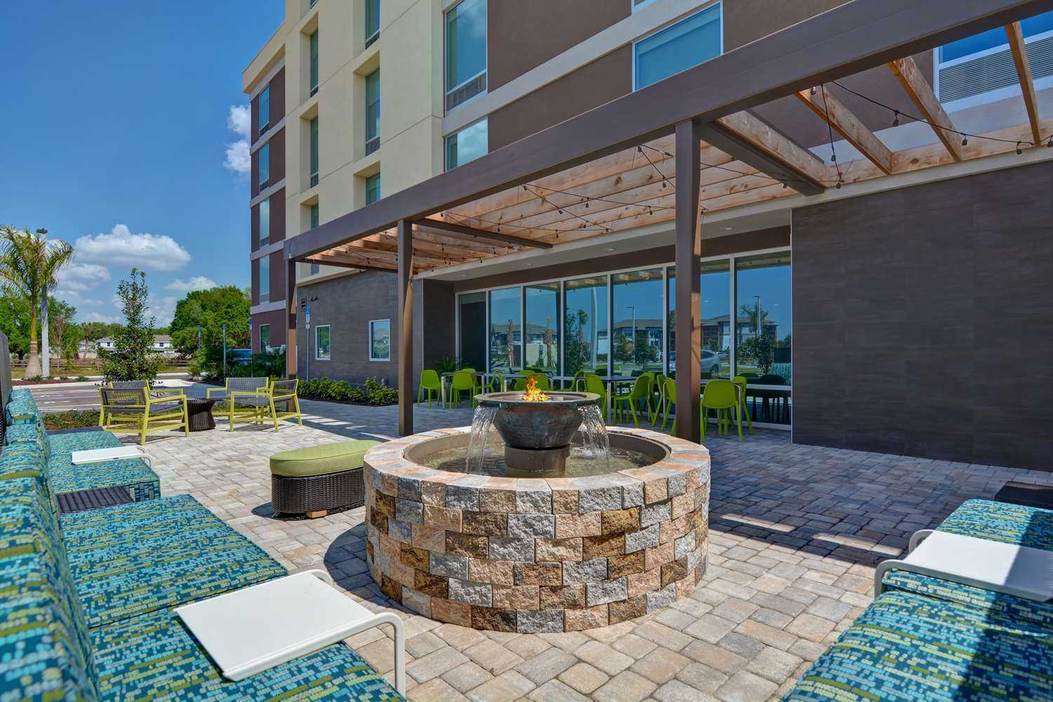 Home2 Suites by Hilton Sarasota I-75 Bee Ridge a Sarasota, FL