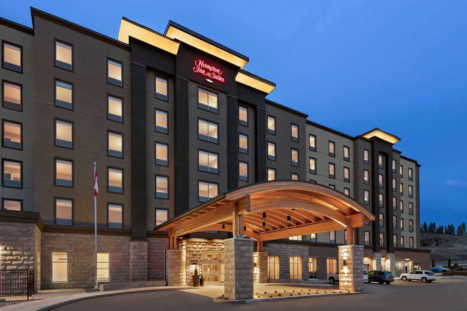Hampton Inn & Suites by Hilton Kelowna Airport в Kelowna, BC