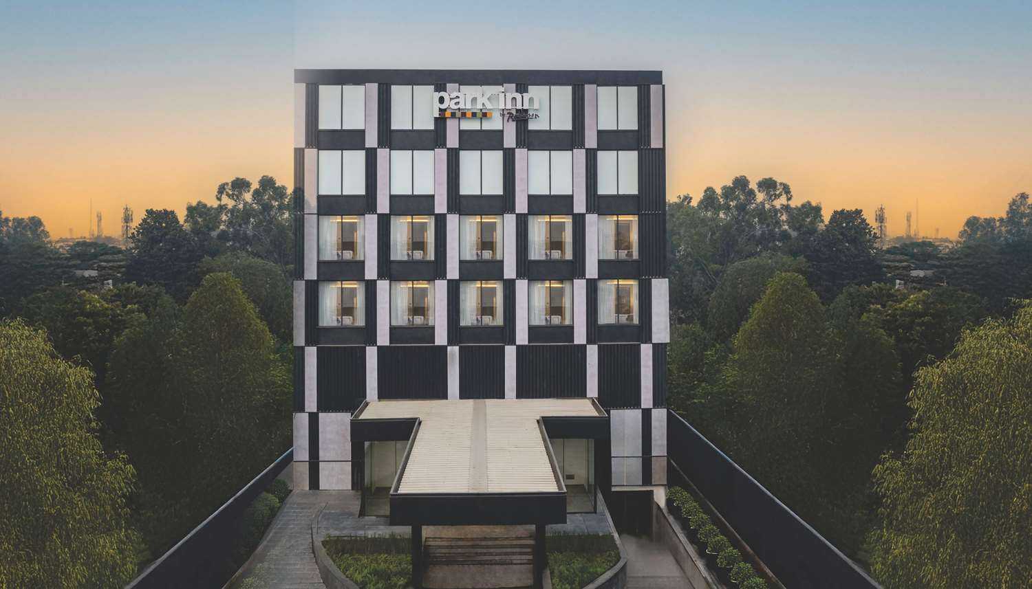 Park Inn by Radisson Jalandhar в JALANDHAR, IN