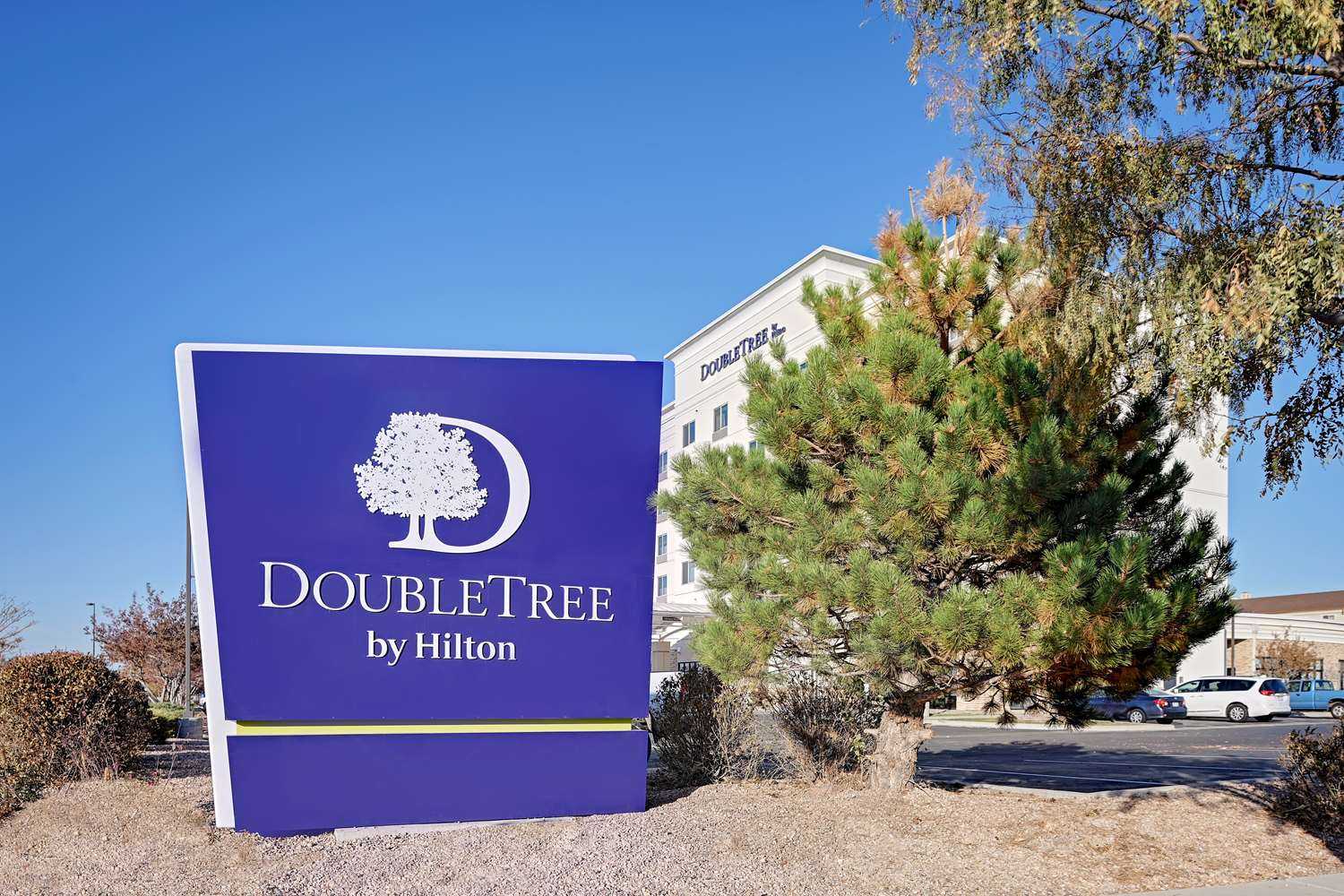 DoubleTree by Hilton Denver International Airport в Denver, CO