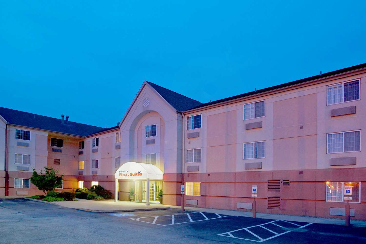 Sonesta Simply Suites Pittsburgh Airport en Pittsburgh, PA