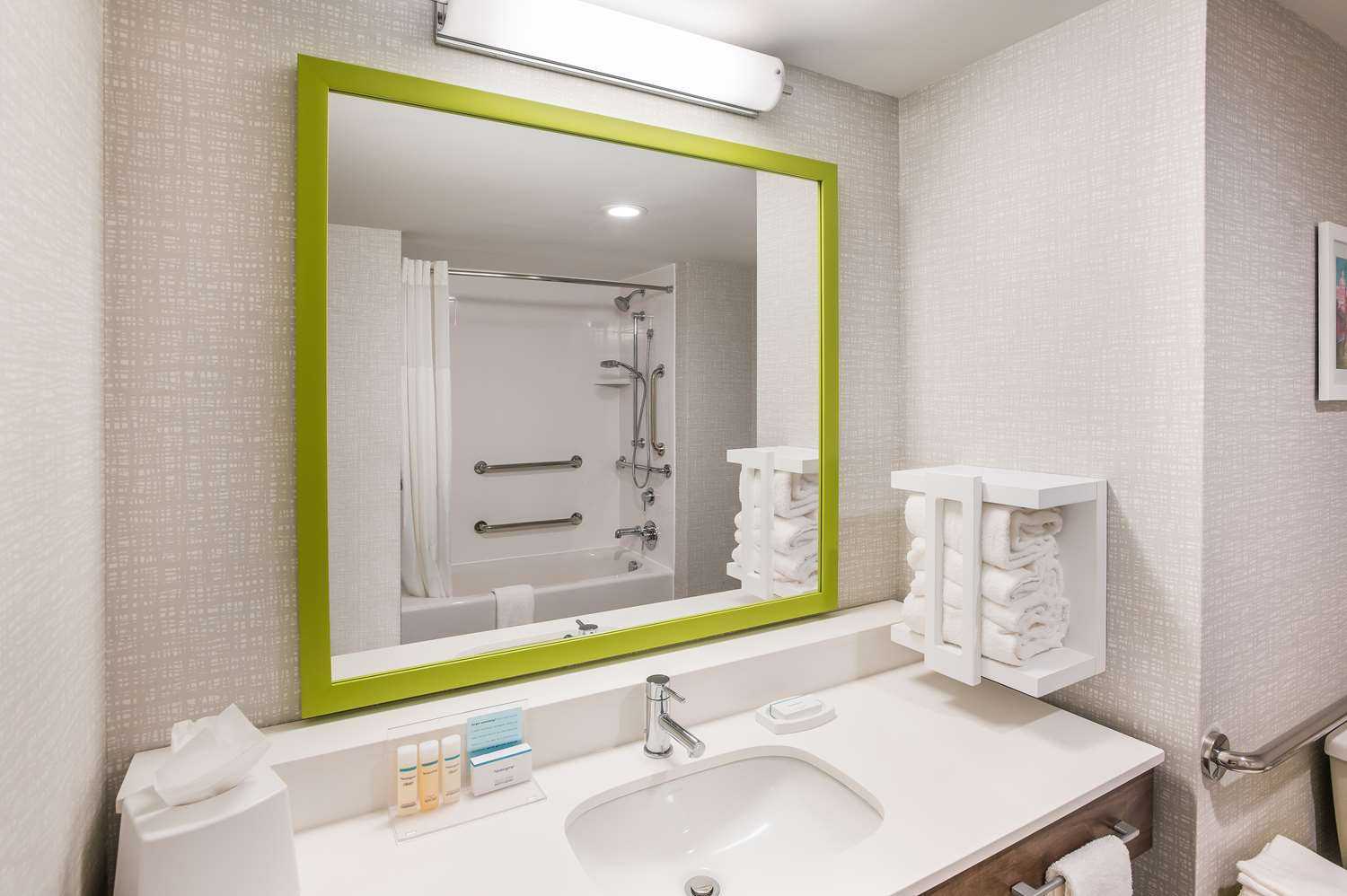 Hampton Inn & Suites Houghton в Houghton, MI