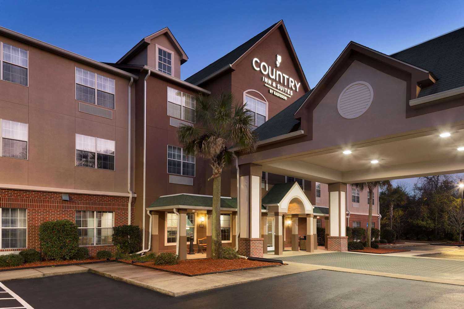 Country Inn & Suites By Radisson, Brunswick I-95, GA в Brunswick, GA
