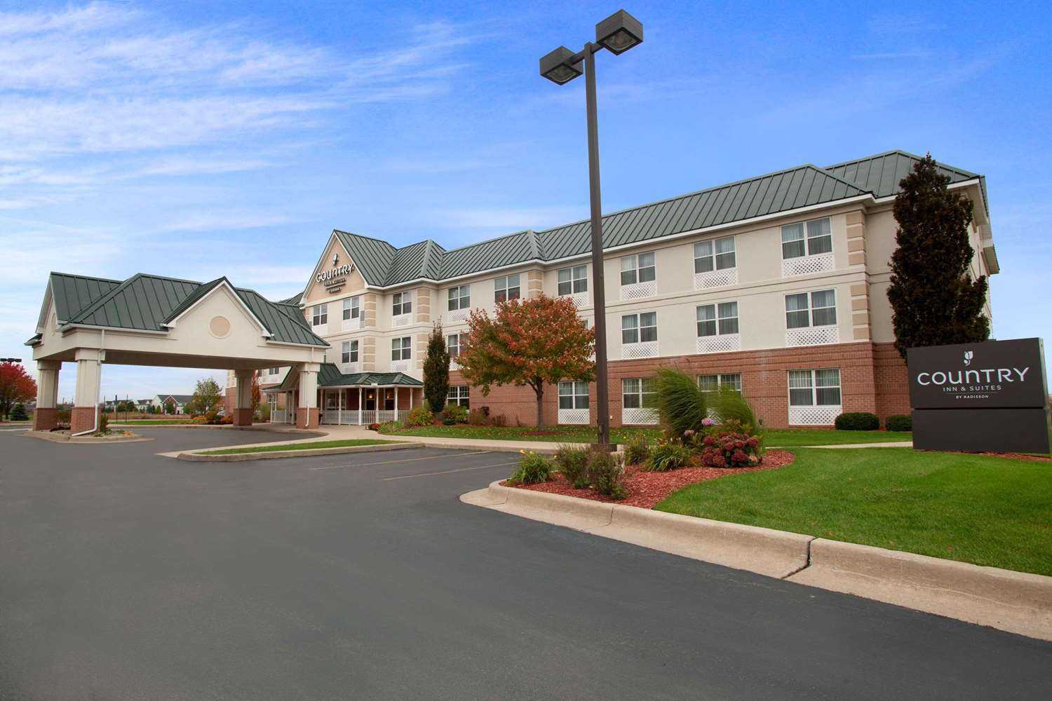 Country Inn & Suites By Radisson Dundee a Dundee, MI