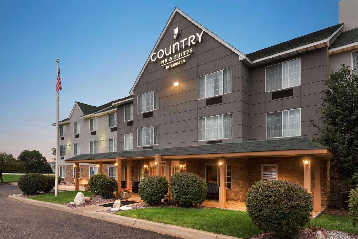 Shakopee, MN 的 Country Inn & Suites By Radisson Minneapolis-Shakopee