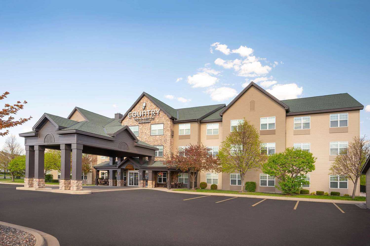 Country Inn & Suites By Radisson- Albertville MN i Albertville, MN