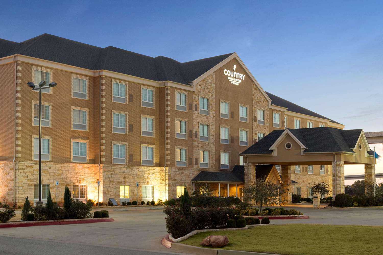 Country Inn & Suites Oklahoma City - Quail Springs, Oklahoma City, OK