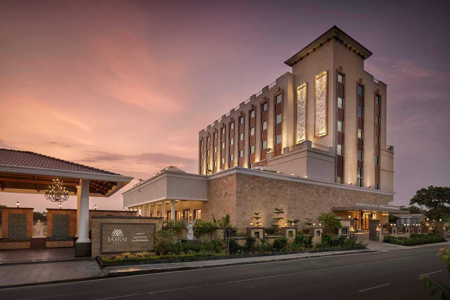 Jasraj Palace Yavatmal Hotel, a member of Radisson Individuals in Yavatmal, IN