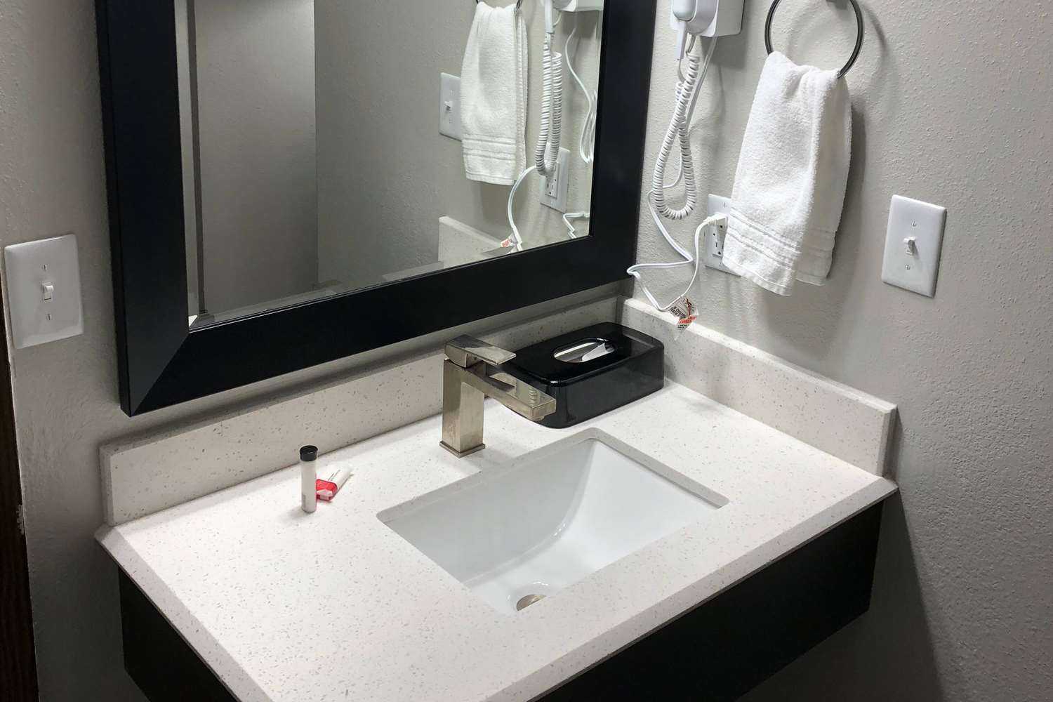 Super 8 by Wyndham Eureka em Eureka, CA