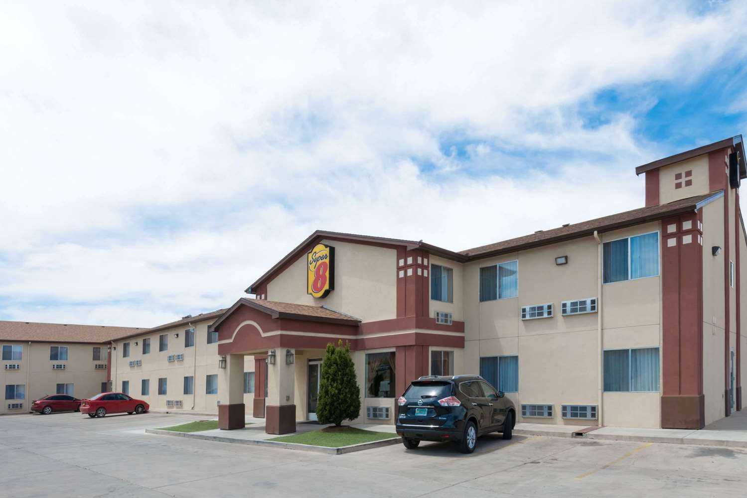 Super 8 by Wyndham Bernalillo em Bernalillo, NM