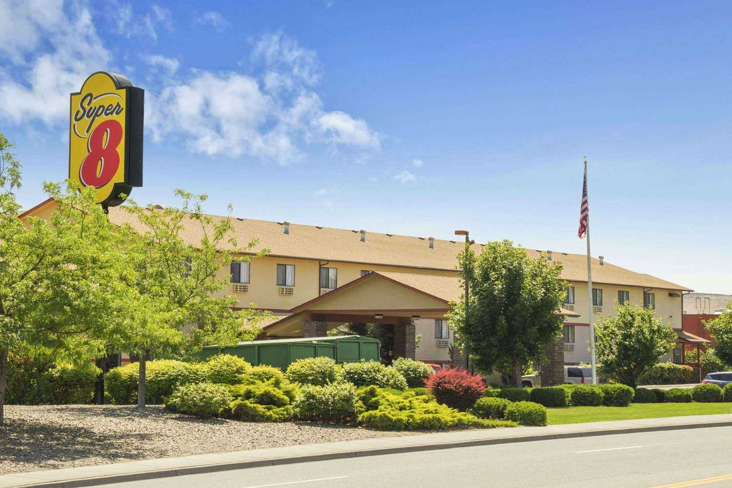 Super 8 by Wyndham Kennewick em Kennewick, WA