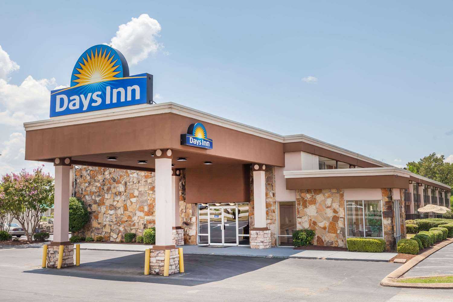 Days Inn by Wyndham Jackson в Jackson, TN
