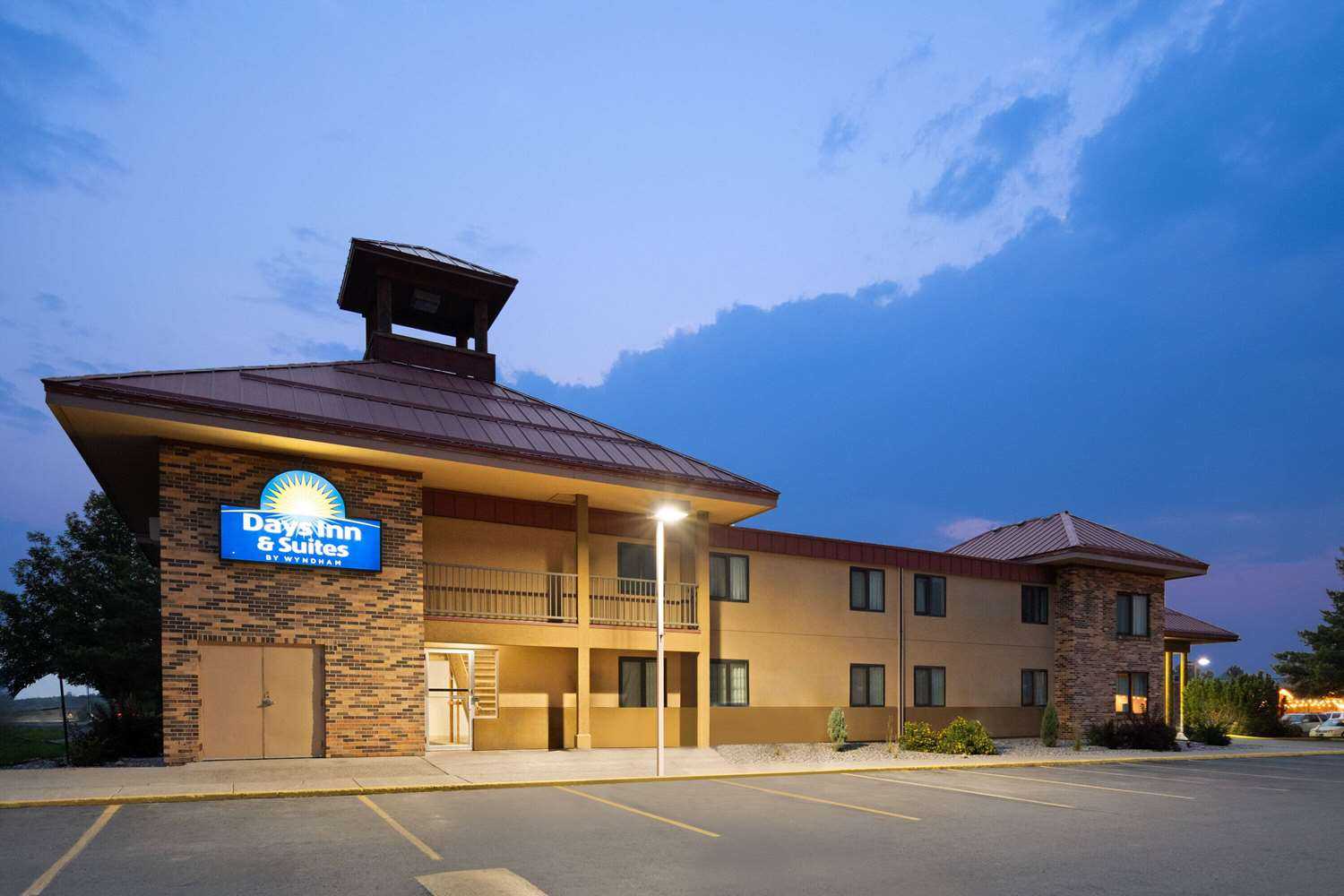 Days Inn & Suites by Wyndham Bozeman à Bozeman, MT