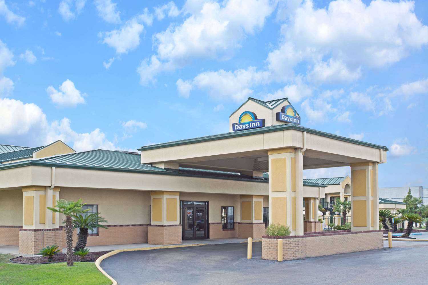 Days Inn by Wyndham Hammond в Hammond, LA