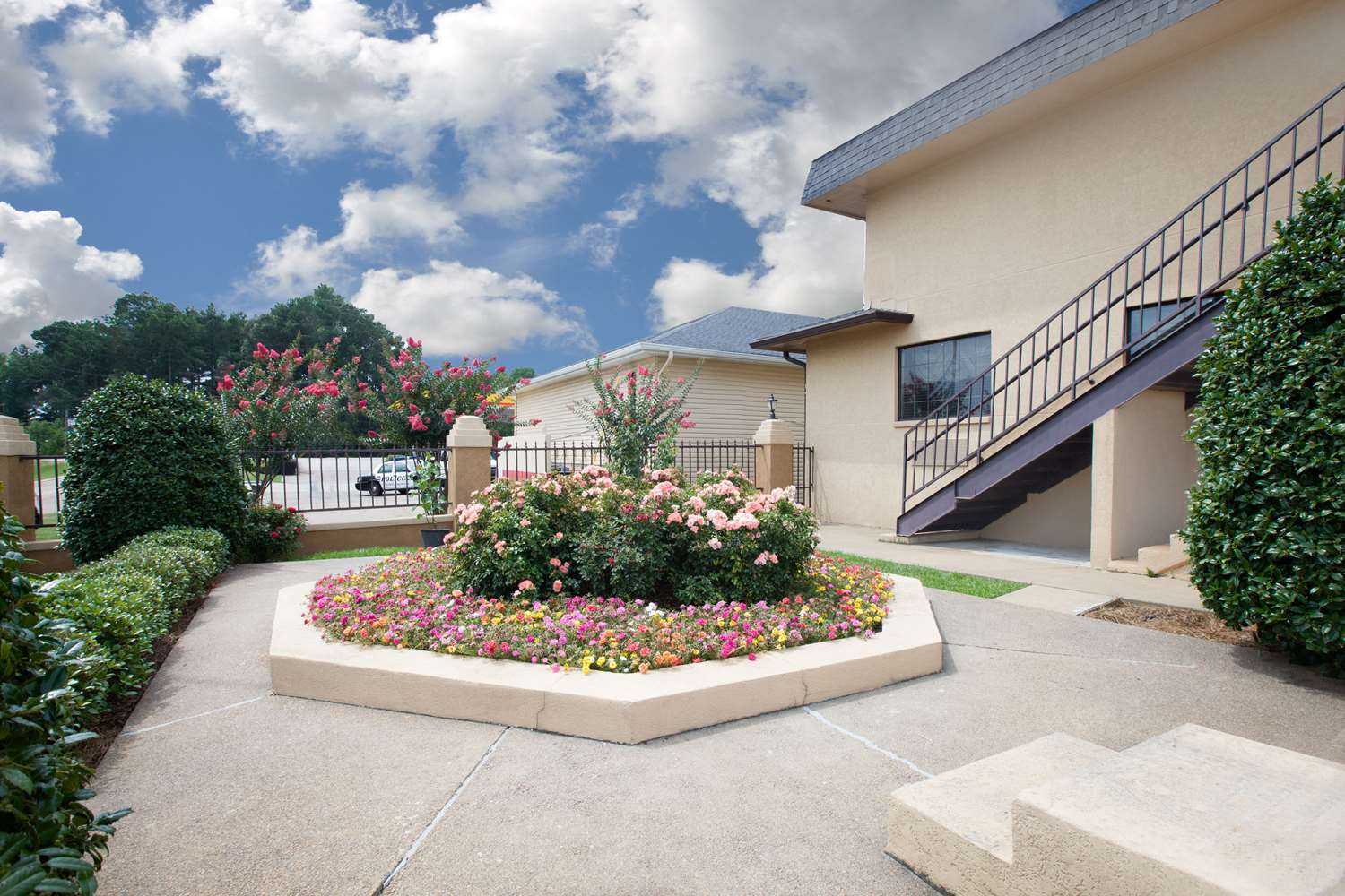 Days Inn by Wyndham Ruston LA a Ruston, LA