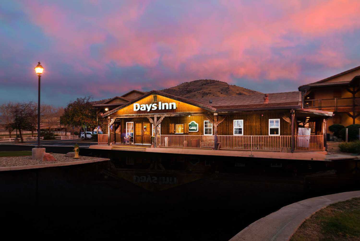 Days Inn by Wyndham Lebec a Lebec, CA
