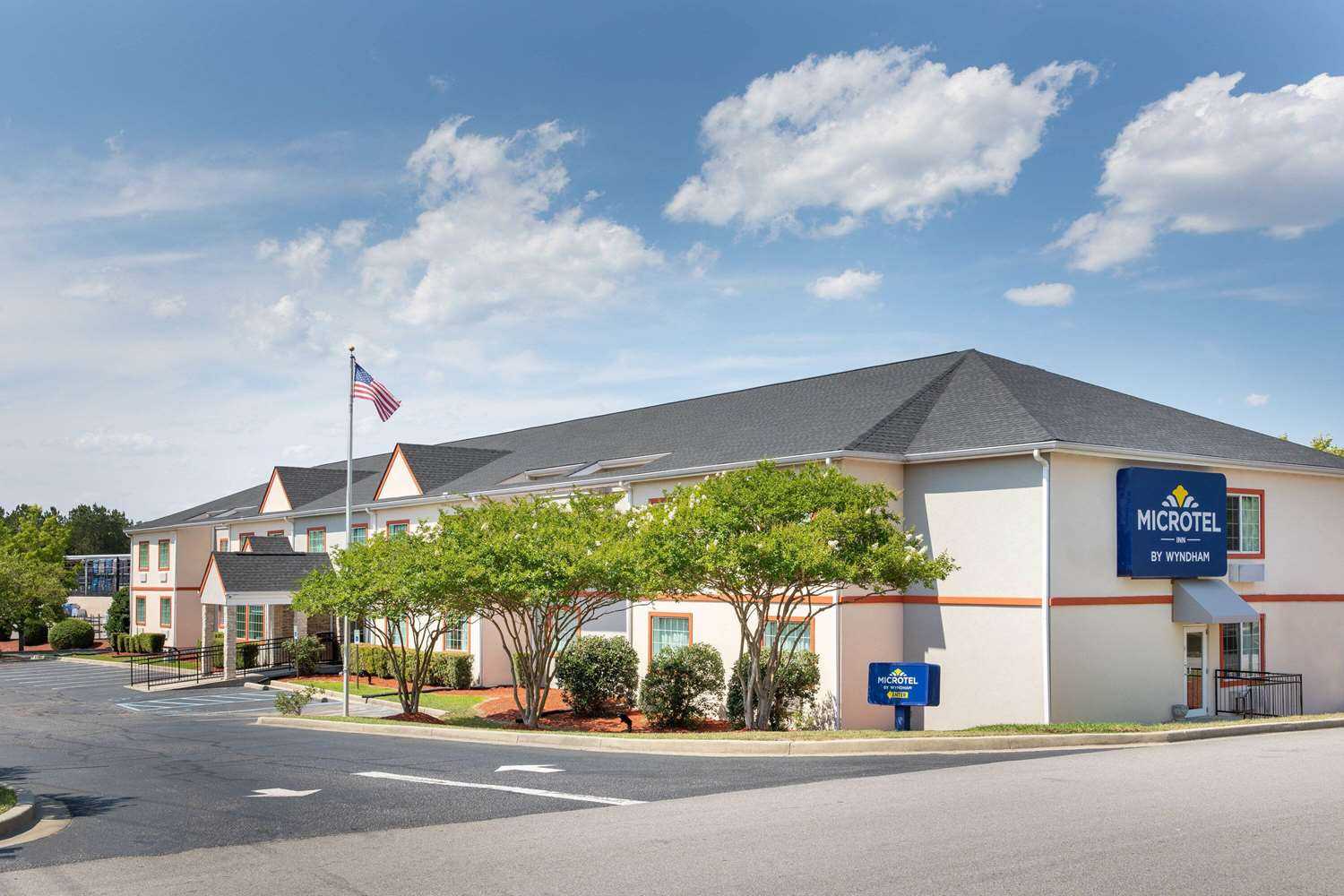 Microtel Inn & Suites by Wyndham Columbia/Fort Jackson N in Columbia, SC
