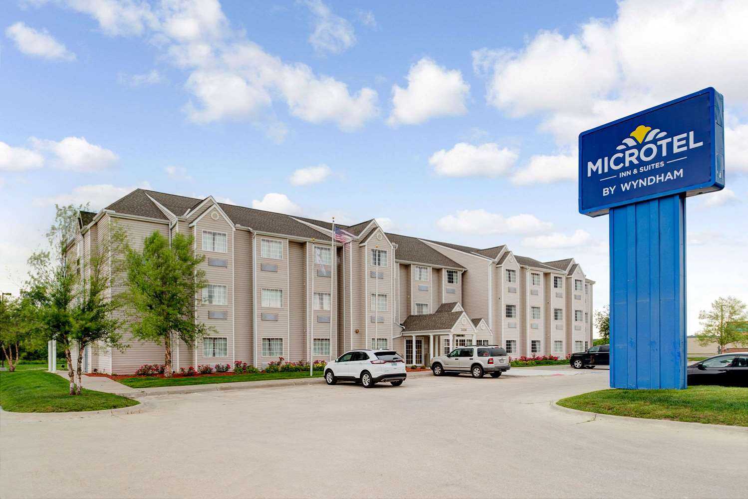 Microtel Inn & Suites by Wyndham Bellevue/Omaha a Bellevue, NE