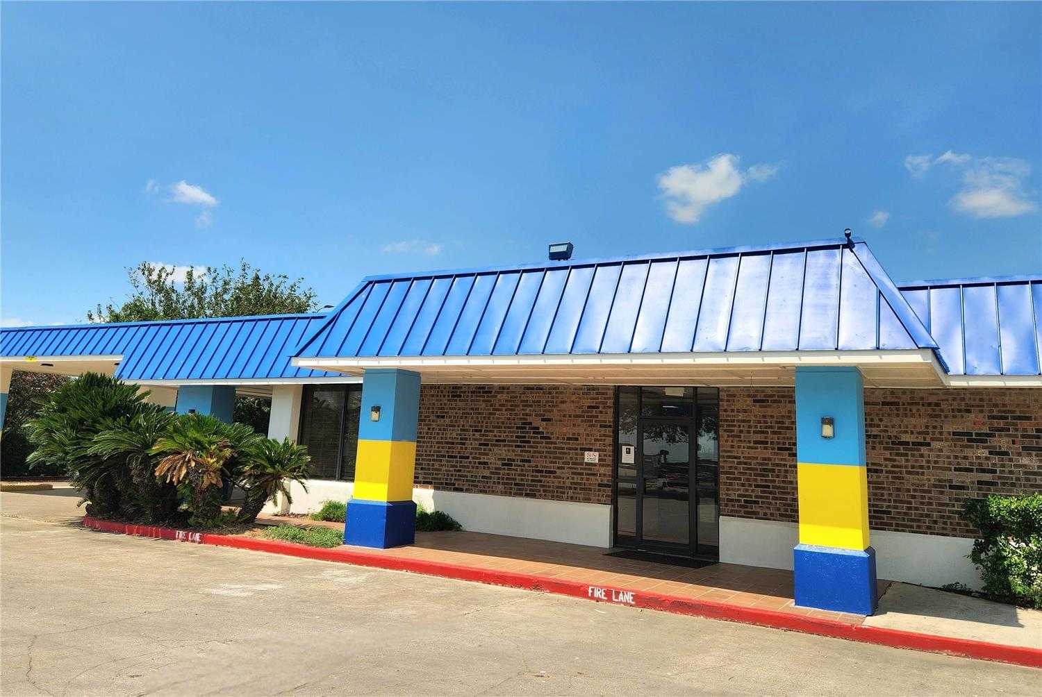 Days Inn by Wyndham Seguin TX in Seguin, TX