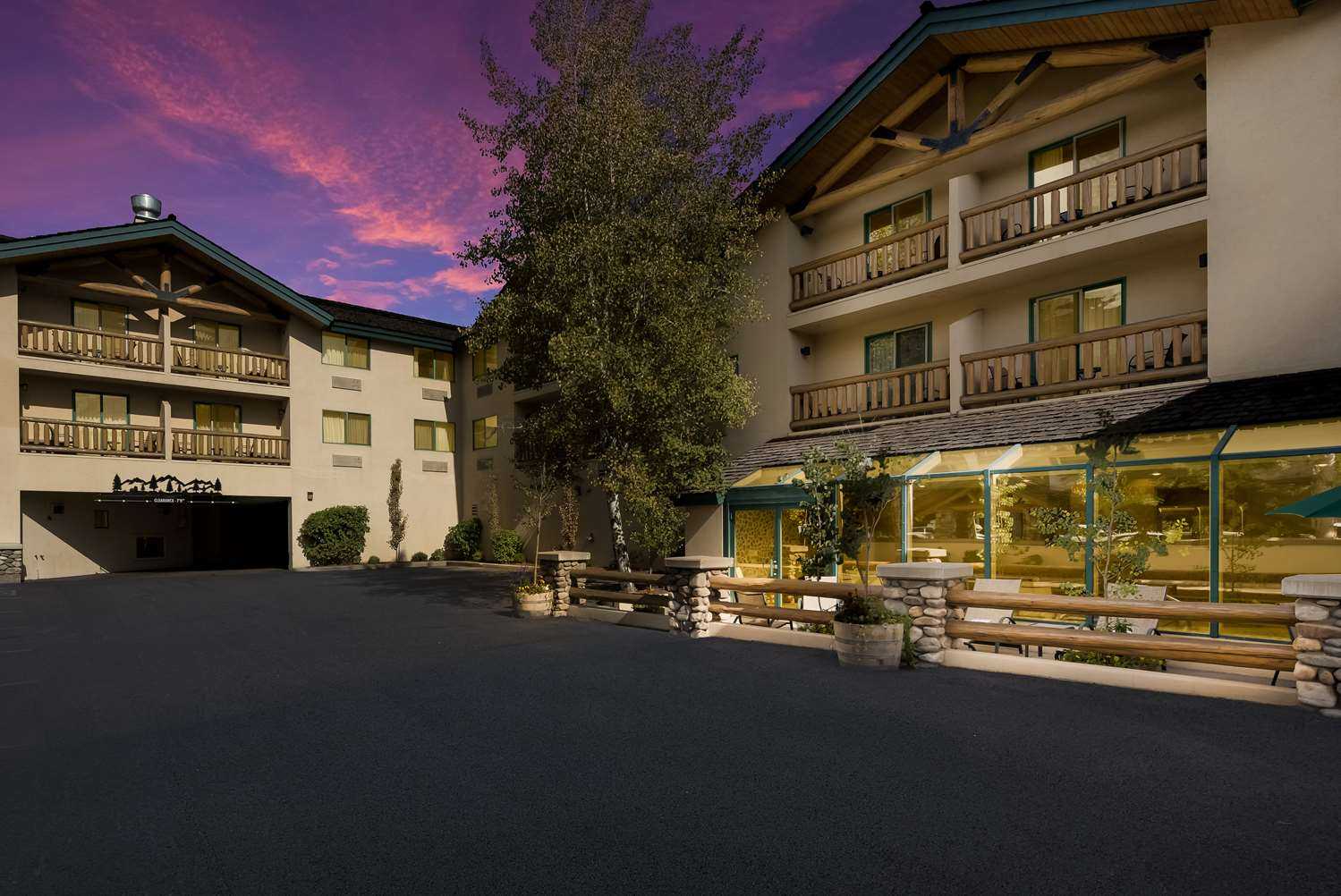 Best Western Plus Kentwood Lodge в Ketchum, ID
