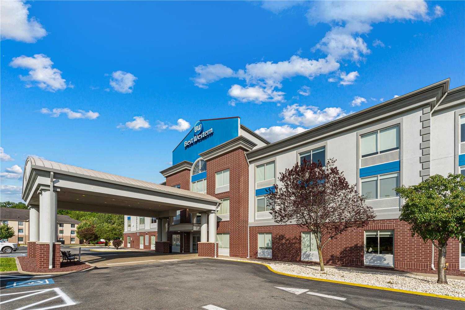 Best Western Garden Inn, Bentleyville, PA