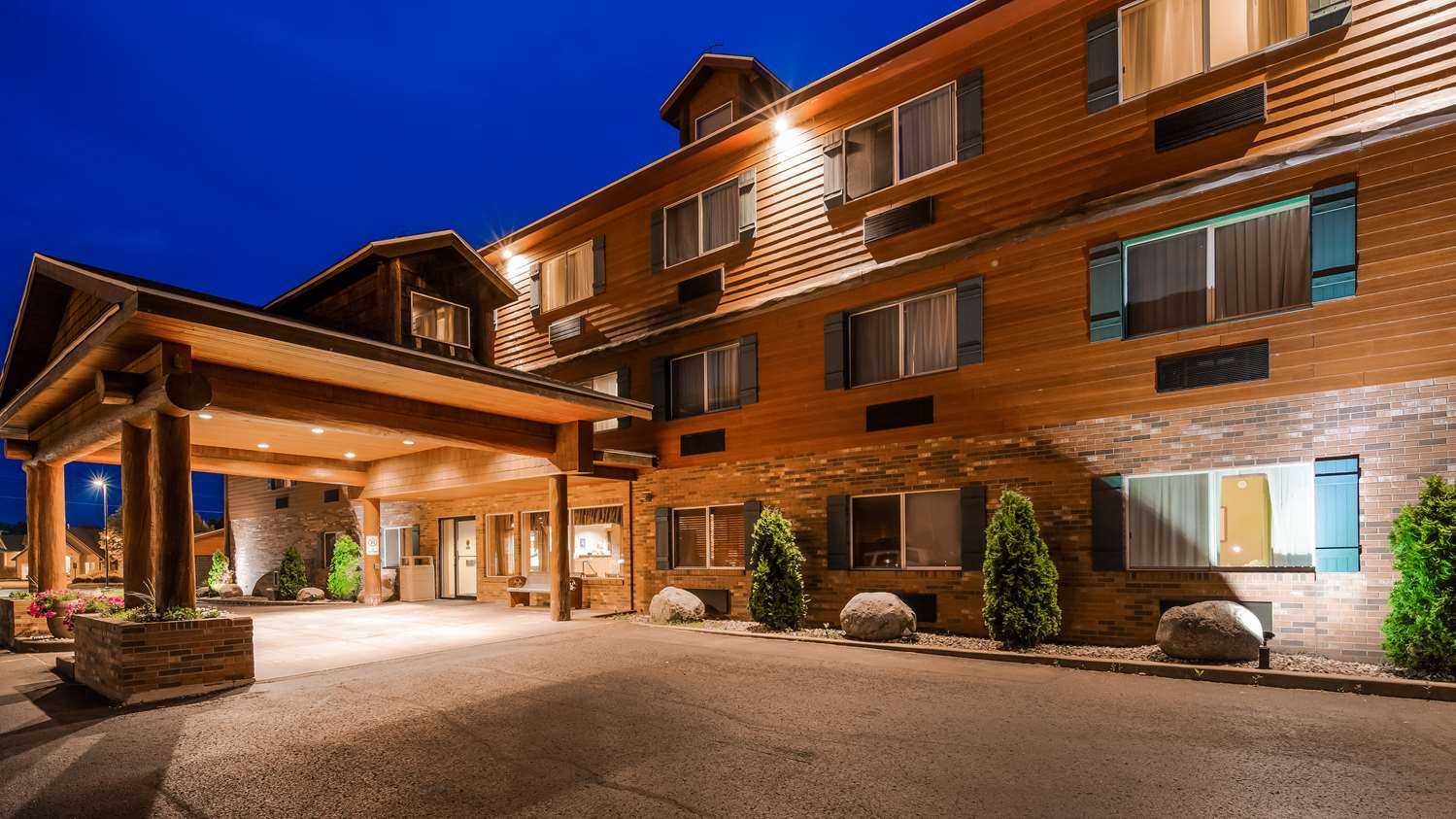 Best Western Plus Concord Inn in Minocqua, WI